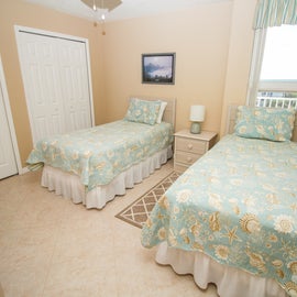 Second Bedroom with Two Twin Beds