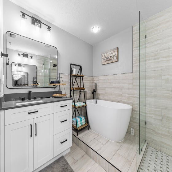 Perfect Master Bath with a Gorgeous soaking tub