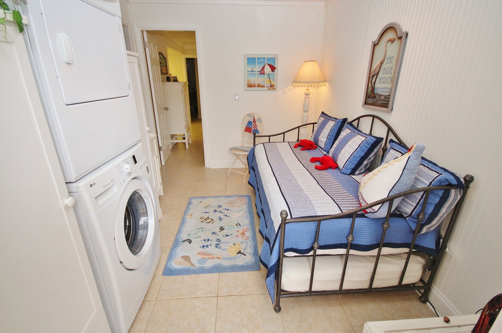 The Laundry Room & Fourth Bed