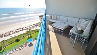 Live+in+Luxury+with+Ocean+Views