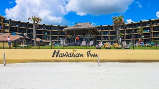 Hawaiian+Inn