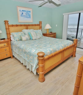 Coastal Primary Bedroom