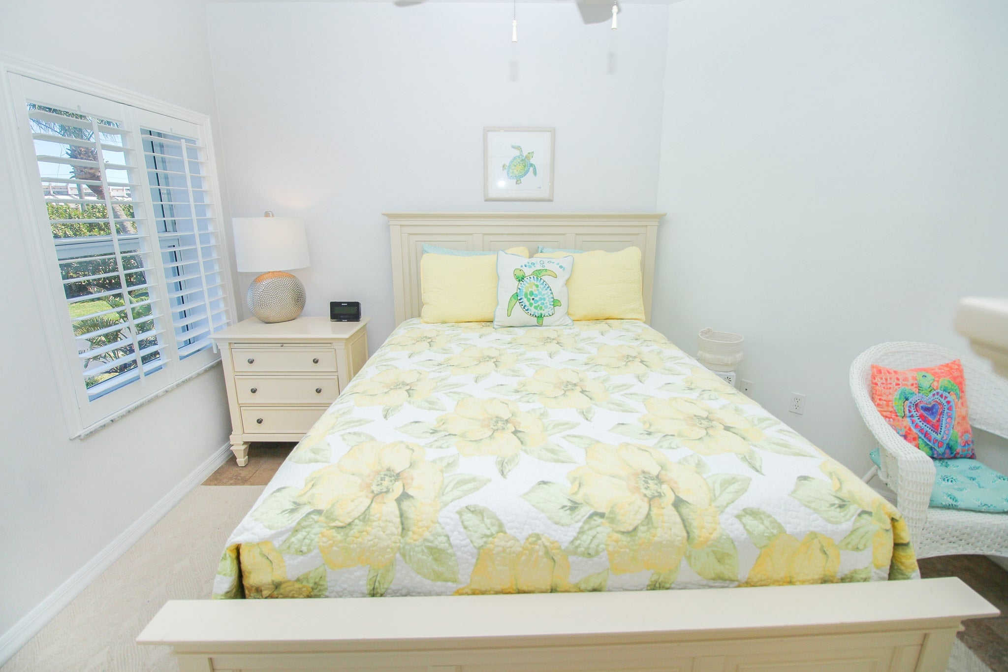 Bright colors in second bedroom