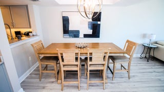Spacious+Dining+Table