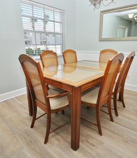 Dining Room with Seating for 6