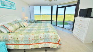 Primary+Bedroom+with+Lovely+View