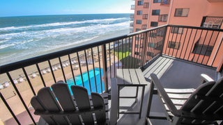 Oceanfront+balcony