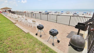 Grills+%26+Lounge+Chairs