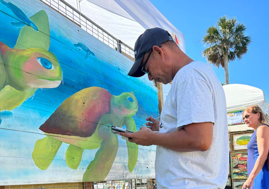 Art Fiesta - Painter Joseph Huynh